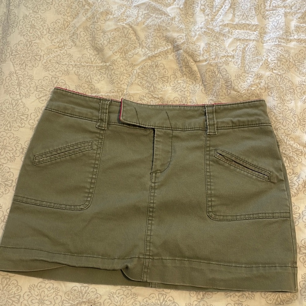 American Eagle Camo Green Skirt